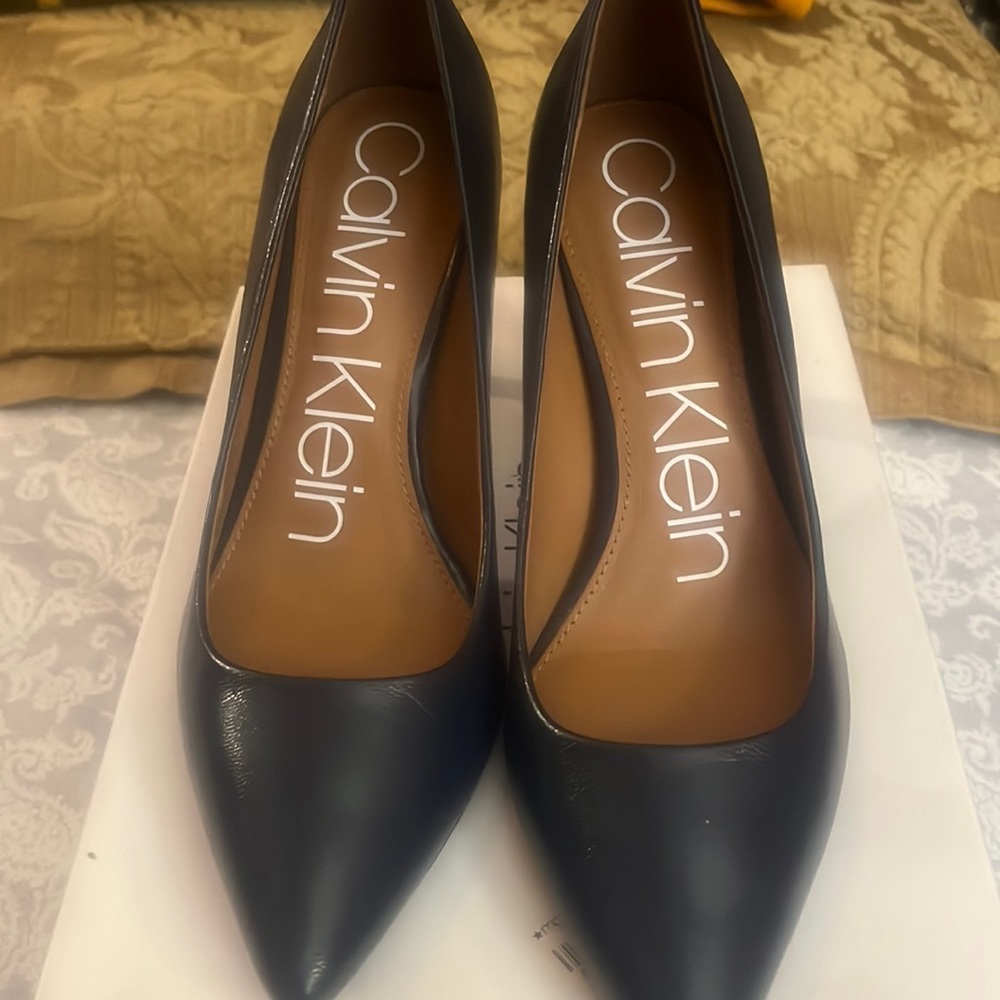 Calvin Klein pumps shoes